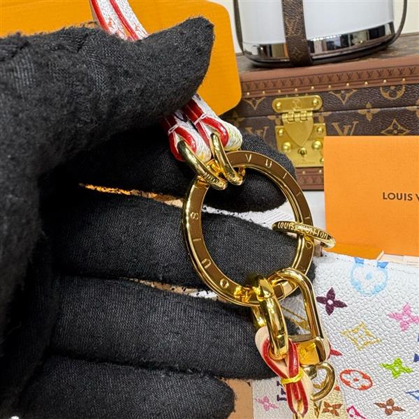 2026122105439997 140